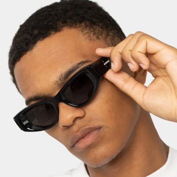 NEW BALENCIAGA BB0243S 002 CAT EYE SUNGLASSES BALENCIAGA - Picture 10 of 11